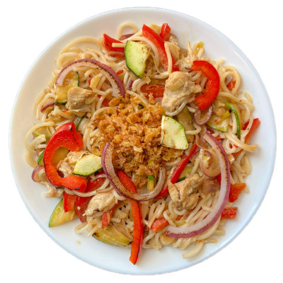 Makaron Ramen w japońskim sosie domowym (kurczak,cukinia, papryka, cebula) 500g